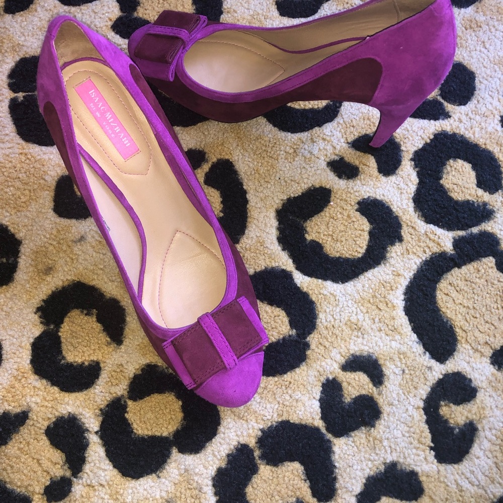 Isaac Mizrahi Fuchsia suede 3 in heels